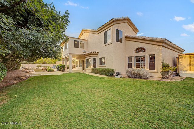 1124 N ROBIN Lane, Mesa, AZ 85213