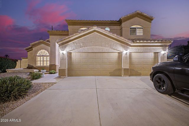 1124 N ROBIN Lane, Mesa, AZ 85213