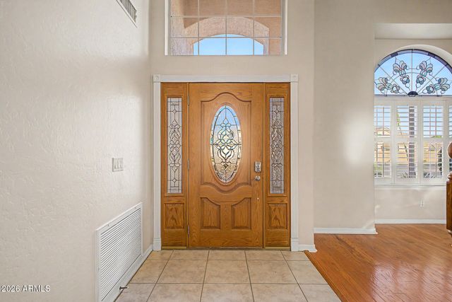 1124 N ROBIN Lane, Mesa, AZ 85213