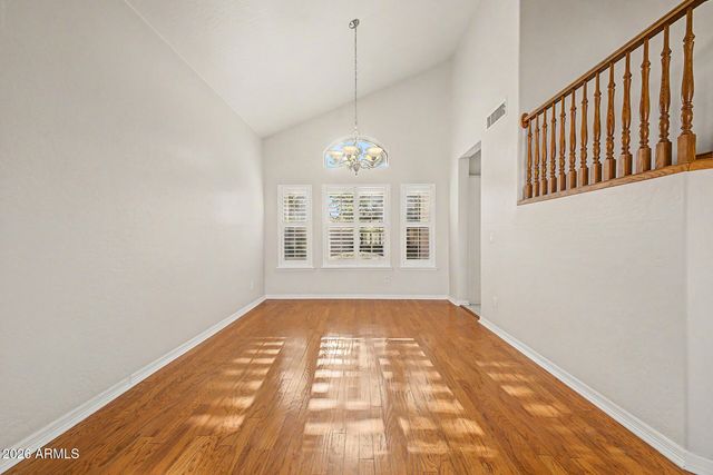 1124 N ROBIN Lane, Mesa, AZ 85213