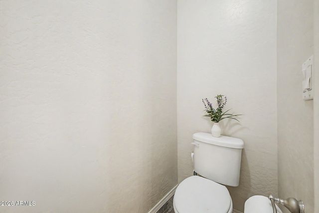 1124 N ROBIN Lane, Mesa, AZ 85213