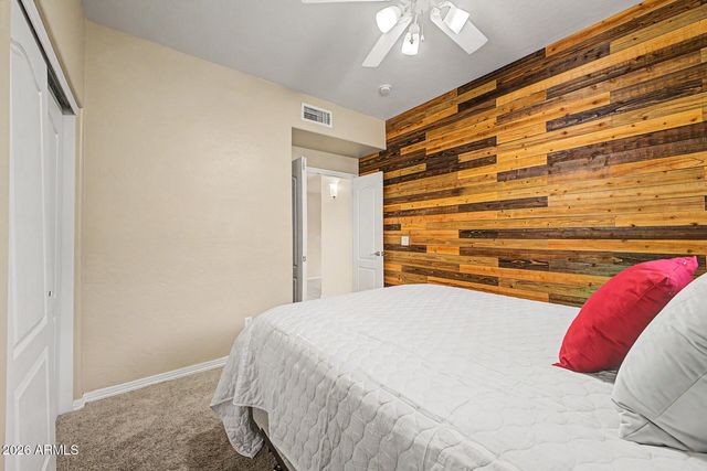 1124 N ROBIN Lane, Mesa, AZ 85213