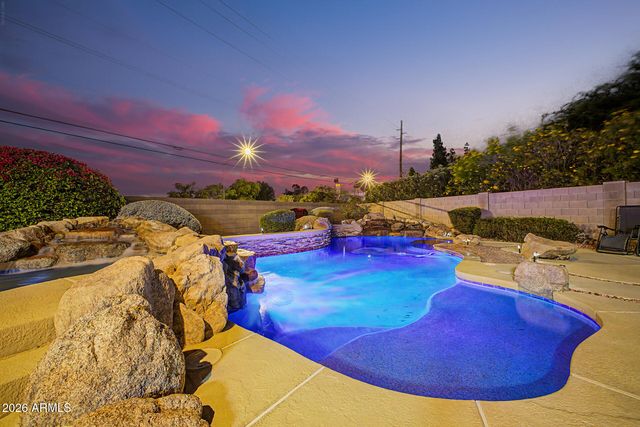 1124 N ROBIN Lane, Mesa, AZ 85213