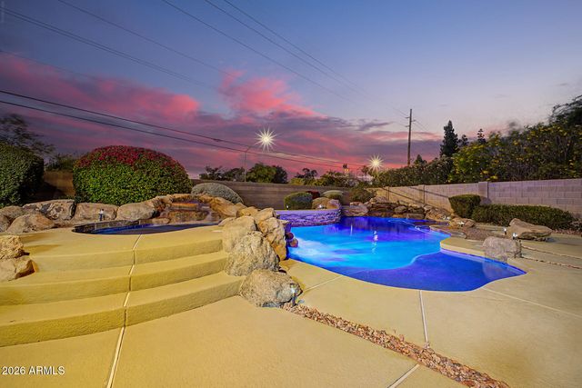 1124 N ROBIN Lane, Mesa, AZ 85213