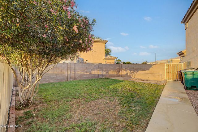 1124 N ROBIN Lane, Mesa, AZ 85213