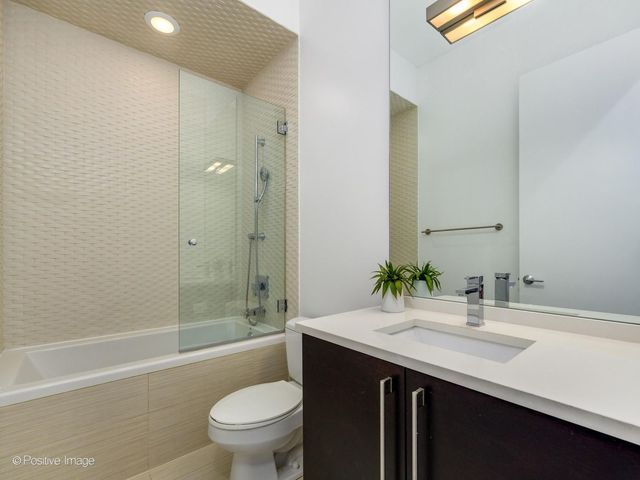 2109 N Campbell Avenue 2S, Chicago, IL 60647