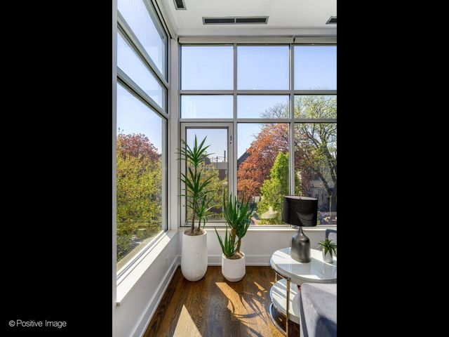 2109 N Campbell Avenue 2S, Chicago, IL 60647