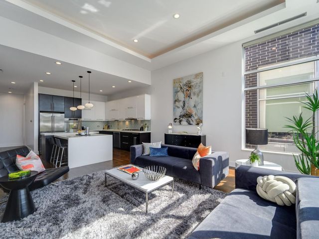 2109 N Campbell Avenue 2S, Chicago, IL 60647