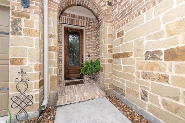 8323 Floating Heart Court, Conroe, TX 77385