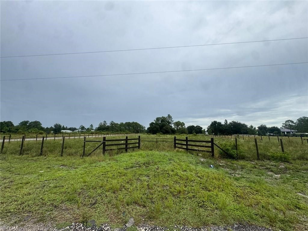 7680 7th TER, LABELLE, FL 33935 — exterior