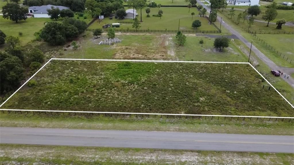 7680 7th TER, LABELLE, FL 33935 — photo 2