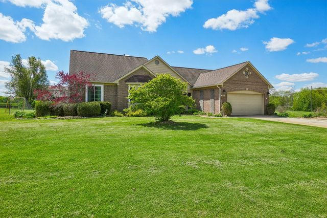 9001 N Pheasant Ridge, York Twp, MI 48176