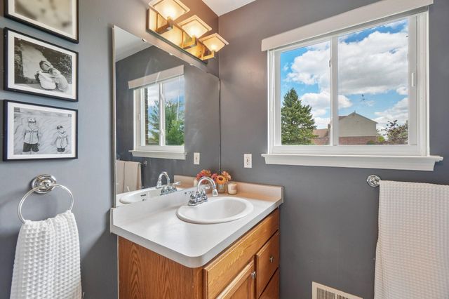 9001 N Pheasant Ridge, York Twp, MI 48176