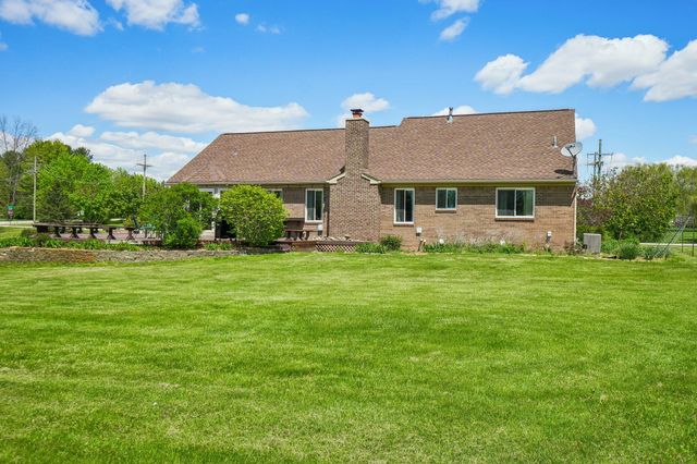 9001 N Pheasant Ridge, York Twp, MI 48176