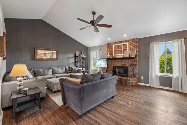 9001 N Pheasant Ridge, York Twp, MI 48176