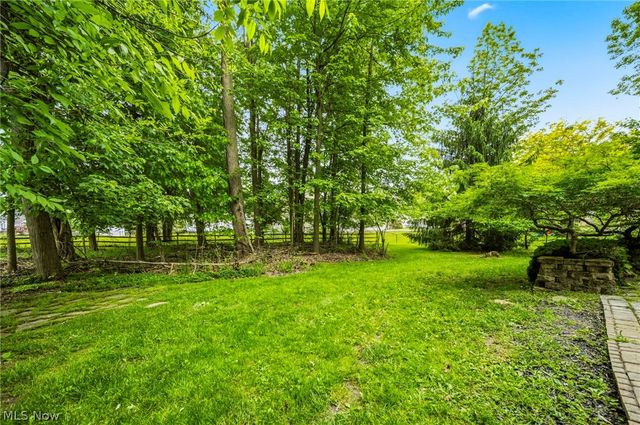 7050 Adkins Road, Mentor, OH 44060