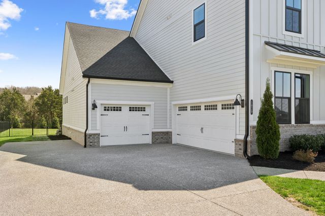 1029 Annecy Pkwy, Nolensville, TN 37135