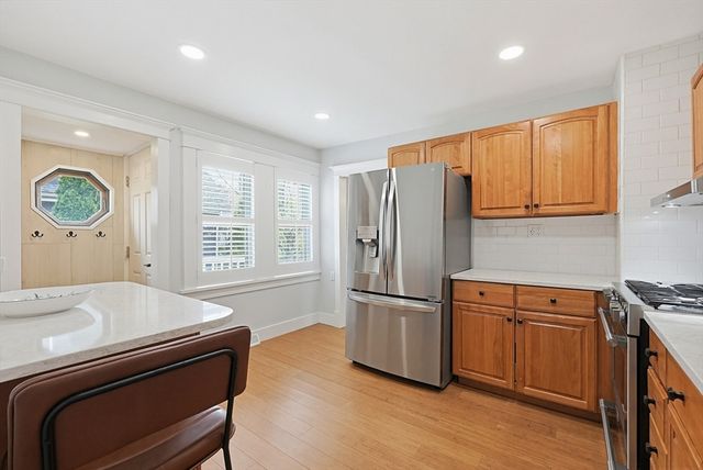 16 Coolidge Ave, Braintree, MA 02184