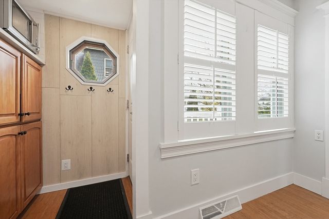 16 Coolidge Ave, Braintree, MA 02184