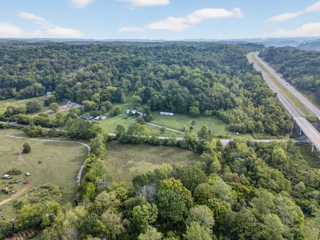 3890 Robinson Rd, Thompsons Station, TN 37179