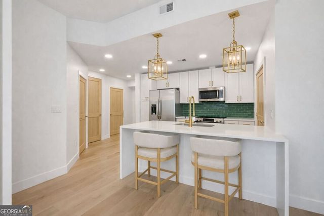 3324 PEACHTREE Road NE 1018, Atlanta, GA 30326
