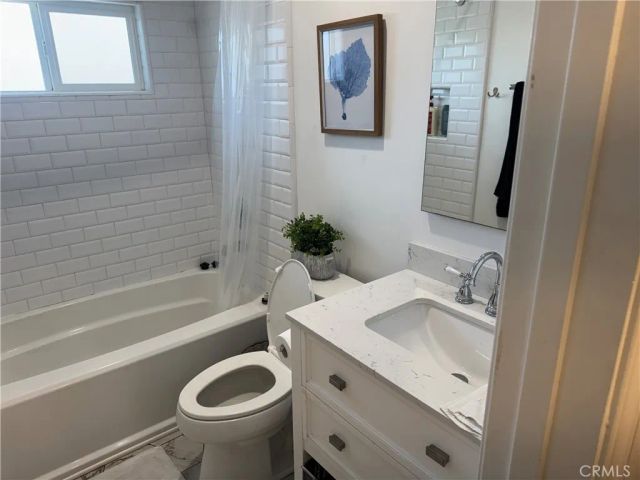 1398 Seacoast D, Imperial Beach, CA 91932