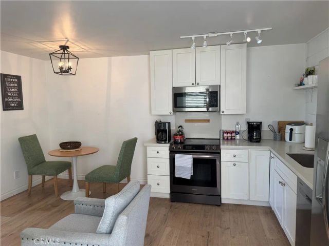 1398 Seacoast D, Imperial Beach, CA 91932