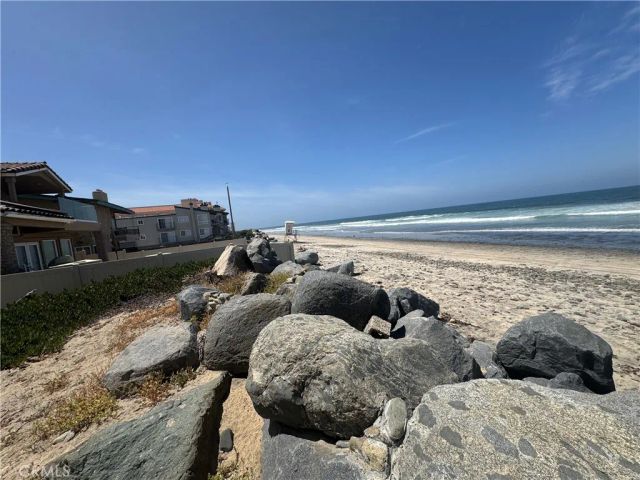 1398 Seacoast D, Imperial Beach, CA 91932