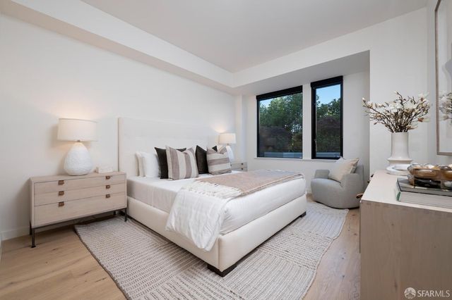 1650 Broadway Street 102, San Francisco, CA 94109