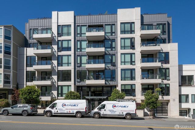 1650 Broadway Street 102, San Francisco, CA 94109