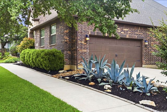 30349 Setterfeld Cir, Fair Oaks Ranch, TX 78015