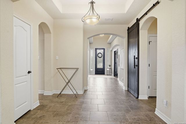 30349 Setterfeld Cir, Fair Oaks Ranch, TX 78015