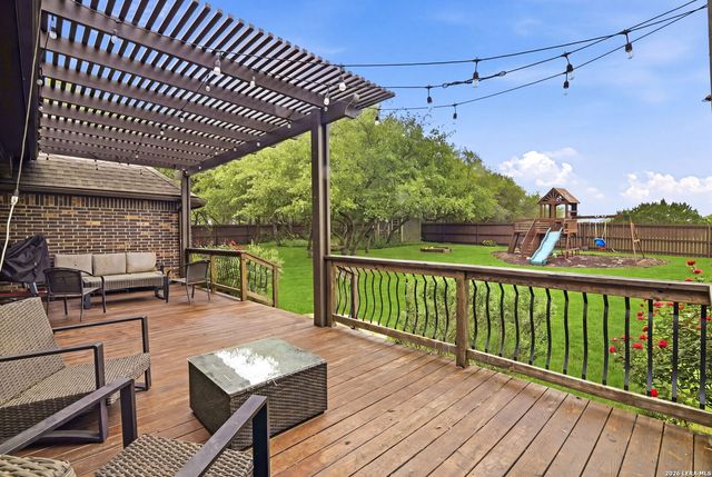 30349 Setterfeld Cir, Fair Oaks Ranch, TX 78015