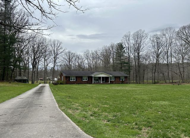 177 Plain View Lake Dr, N, Tracy City, TN 37387