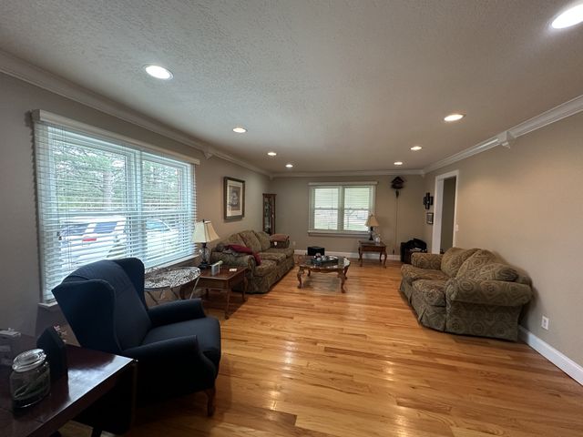 177 Plain View Lake Dr, N, Tracy City, TN 37387