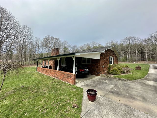 177 Plain View Lake Dr, N, Tracy City, TN 37387