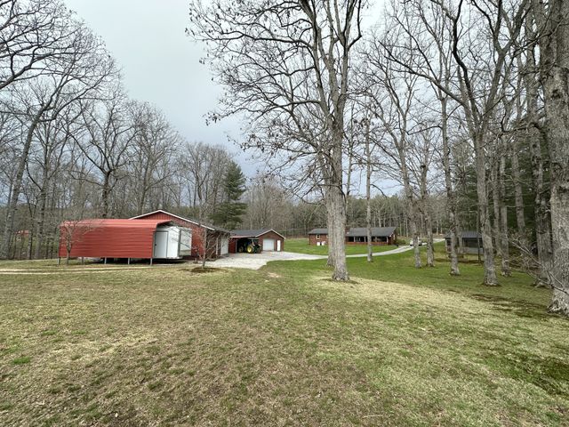 177 Plain View Lake Dr, N, Tracy City, TN 37387