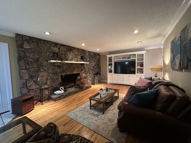 177 Plain View Lake Dr, N, Tracy City, TN 37387