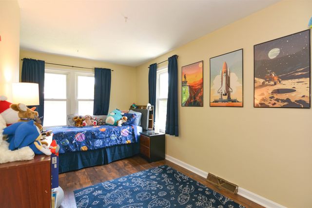 11 Beaujolais Drive, Nashua, NH 03062
