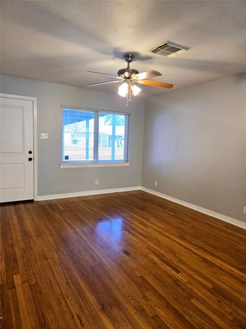 618 Fostoria Lane, Houston, TX 77076