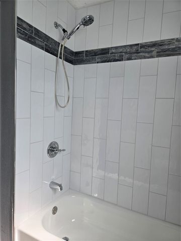 618 Fostoria Lane, Houston, TX 77076