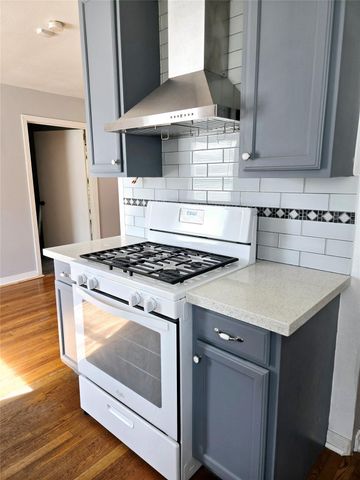 618 Fostoria Lane, Houston, TX 77076