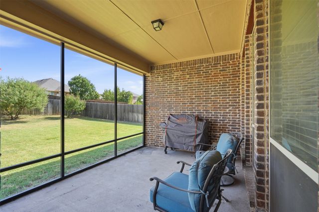 2333 Los Olivos Lane, Fort Worth, TX 76131