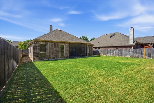2333 Los Olivos Lane, Fort Worth, TX 76131