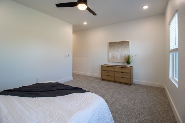 4028 University Ave A, Old Hickory, TN 37138