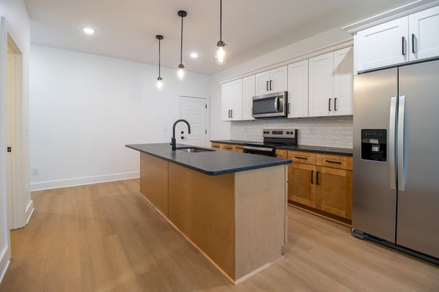 4028 University Ave A, Old Hickory, TN 37138