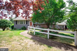 71 PLEASANT VALLEY, West Deptford, NJ 08096