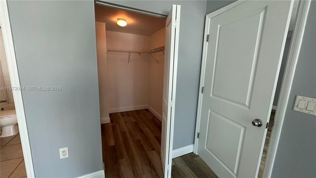 1250 S Miami Ave 1012, Miami, FL 33130