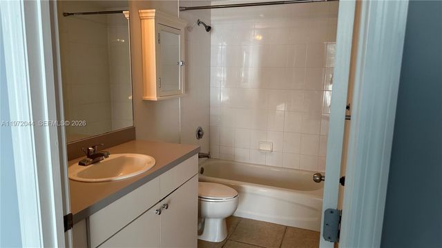 1250 S Miami Ave 1012, Miami, FL 33130