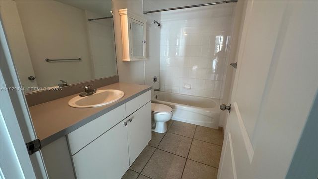 1250 S Miami Ave 1012, Miami, FL 33130